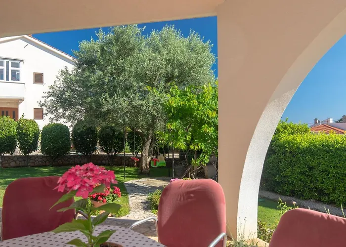 Apartment Lavanda With Beautiful Garden